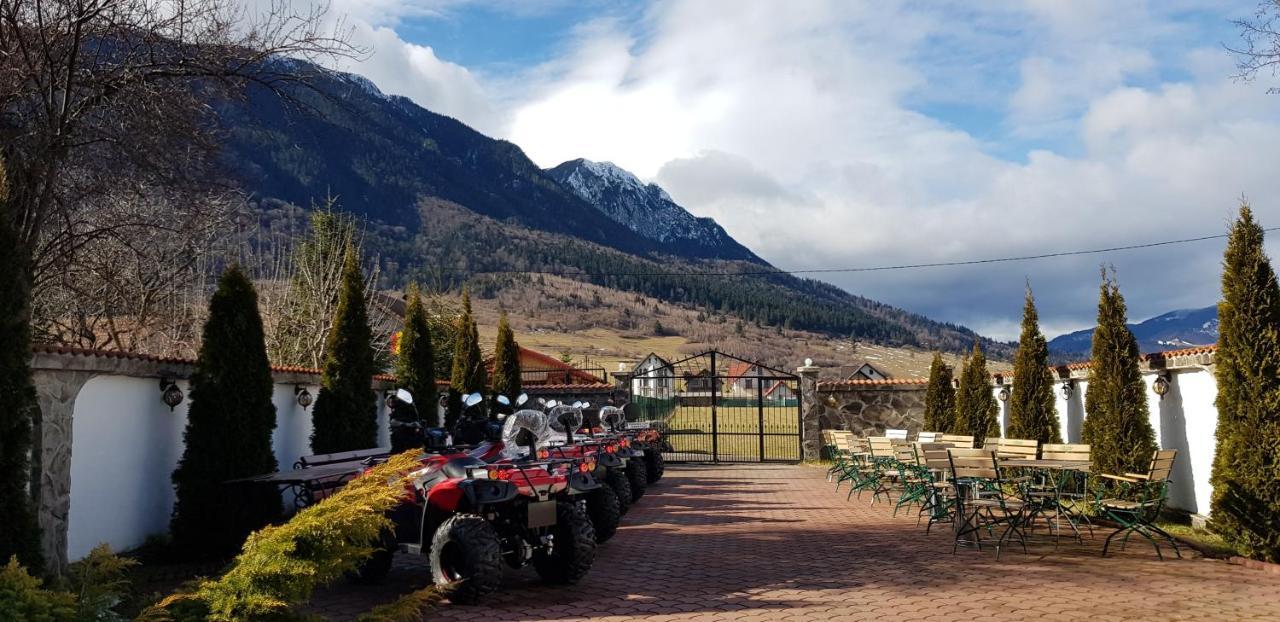 Pensiunea Casa Zarnesteana Hotel Zărneşti Exterior foto