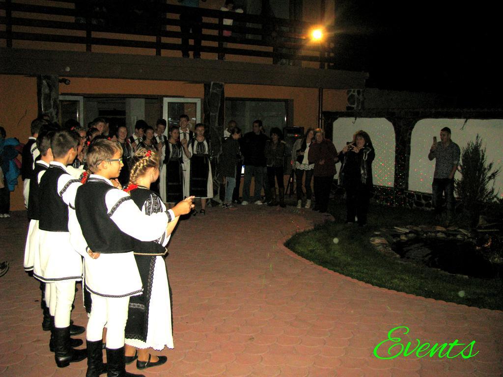 Pensiunea Casa Zarnesteana Hotel Zărneşti Exterior foto