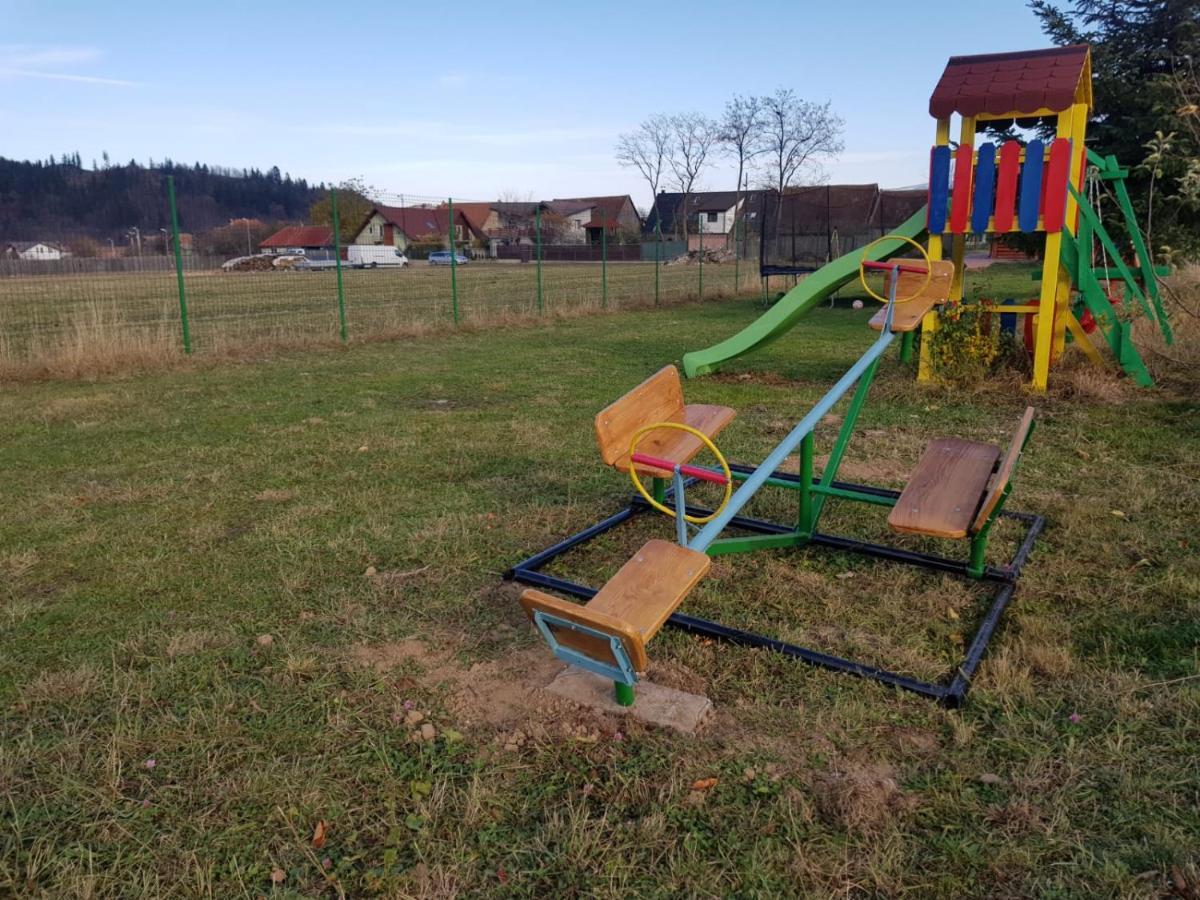 Pensiunea Casa Zarnesteana Zărneşti Exterior foto