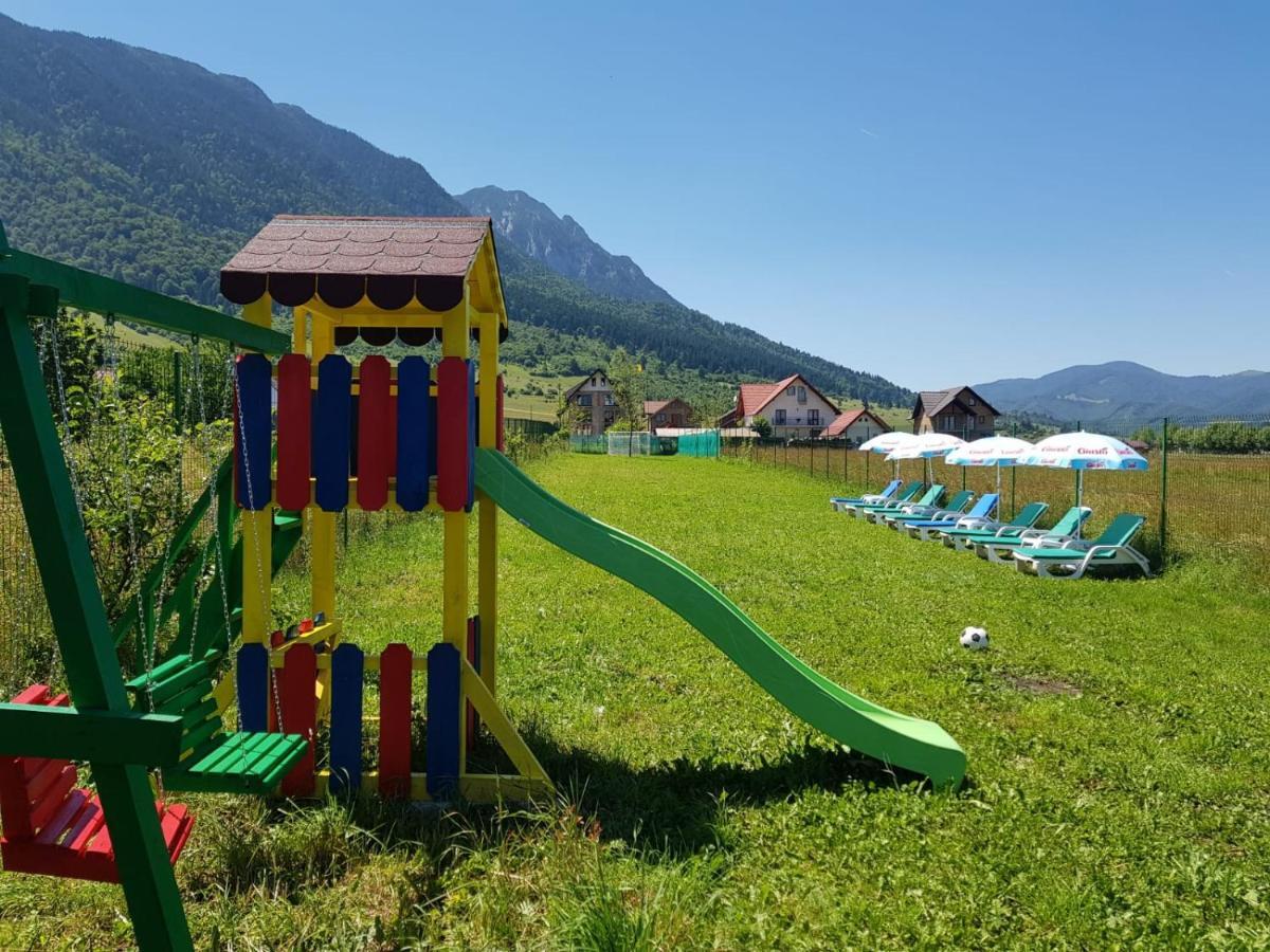 Pensiunea Casa Zarnesteana Zărneşti Exterior foto