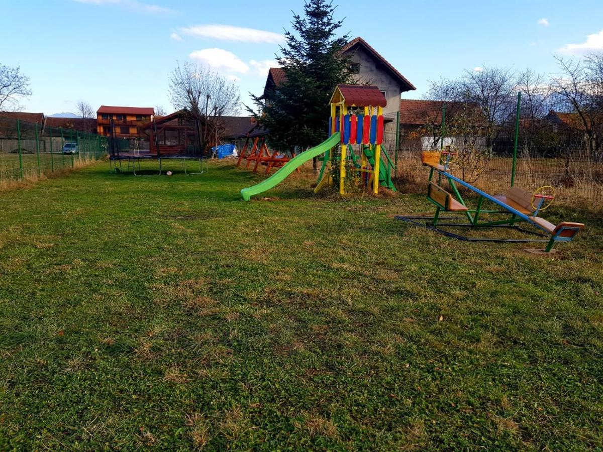 Pensiunea Casa Zarnesteana Zărneşti Exterior foto